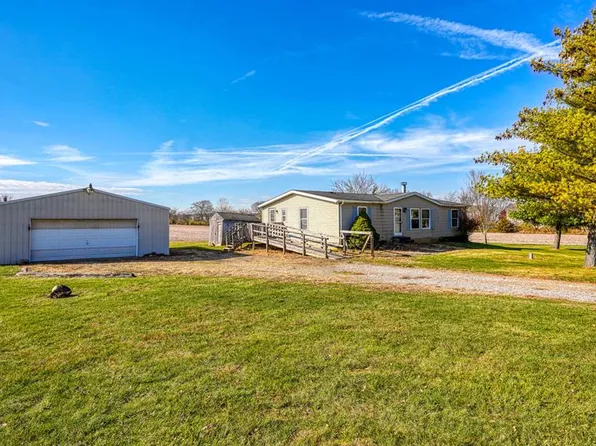 11871 Walker Rd, Ashville, OH 43103