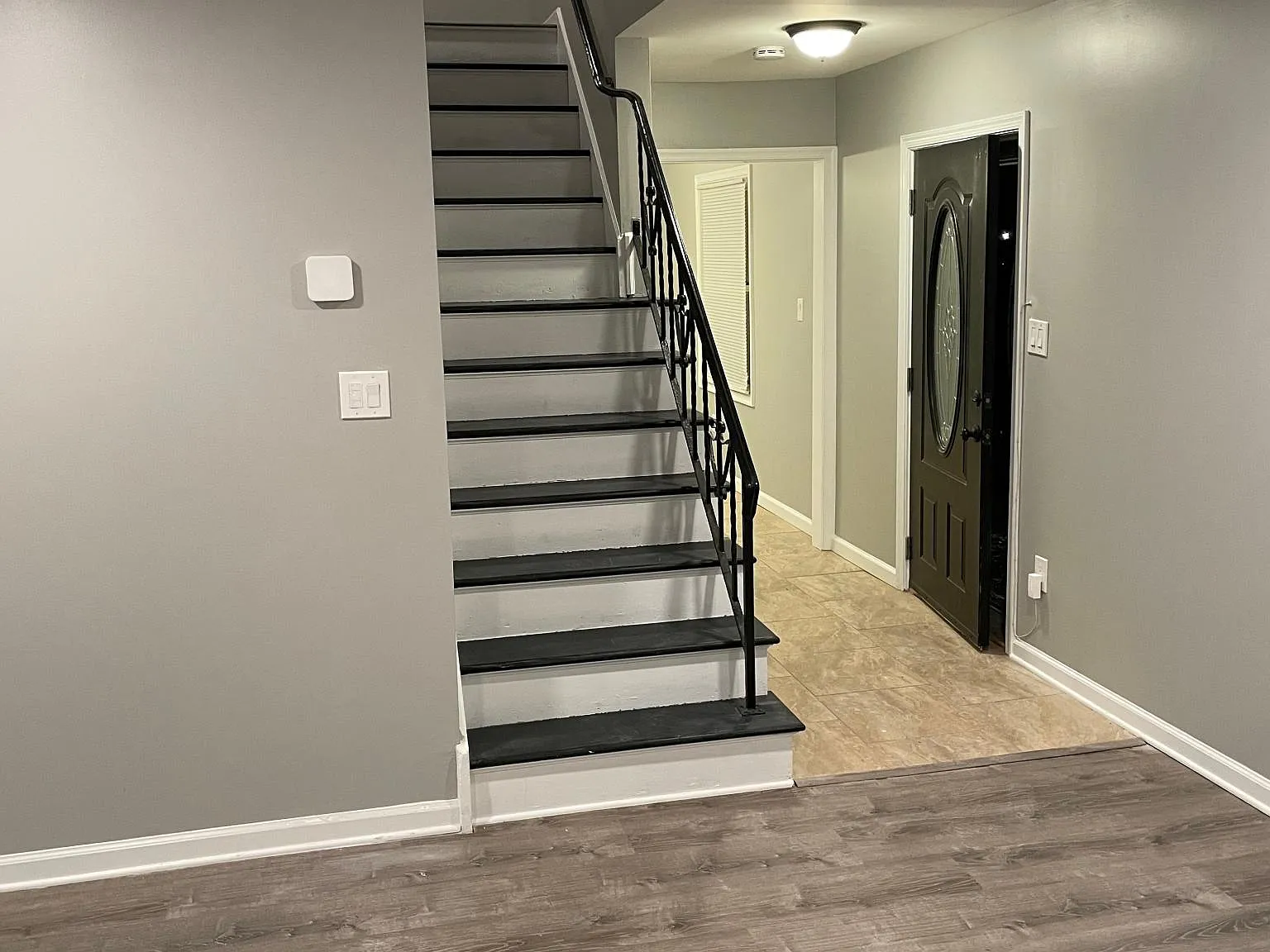 42 Peachfield Ln — Photo 4