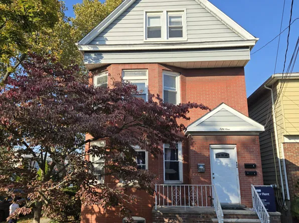 59 W 3rd St #3, Bayonne, NJ 07002