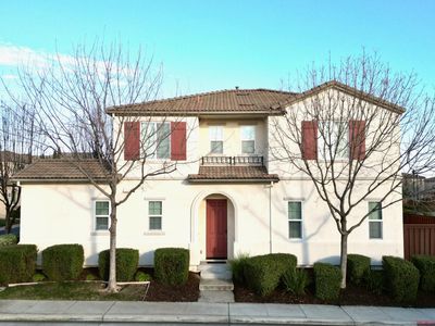 226 Barnhill Dr, Folsom, CA, 95630