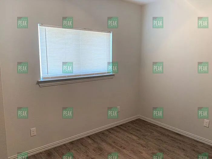 4614 Alamosa St — Photo 9