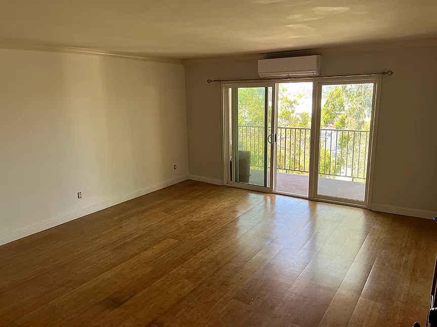 2 bed, 944 sqft, $2,950 — Photo 4