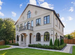 452 Rothesay Pl, Burlington, ON L7N 3E3