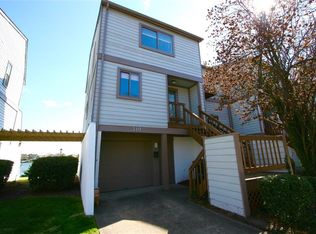 210 Mill Point Dr, Hampton, VA 23669