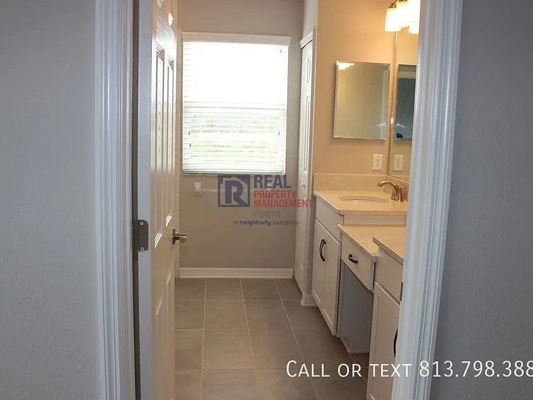 2454 Stapleford Pl — Photo 33