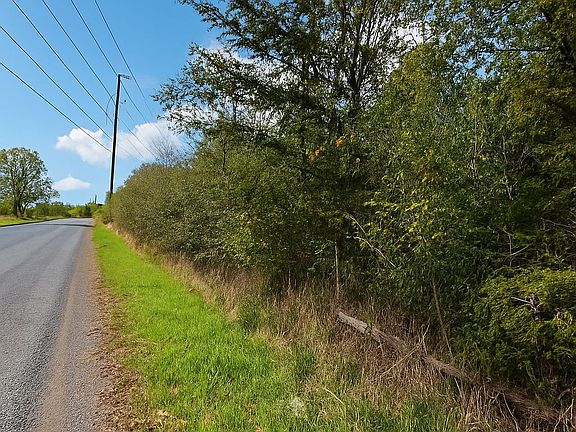 5th image of 15 Martin Rd