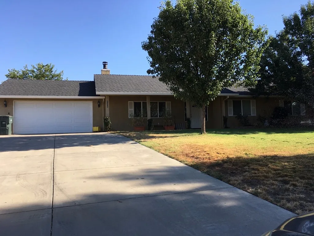 2305 Newman Hill Dr photo 1
