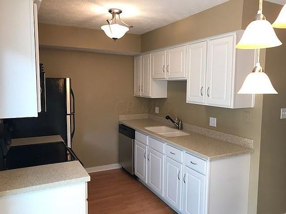 5th image of 345 Saint Andrews Dr