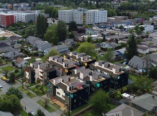 6711 42nd Avenue S, Seattle, WA 98118