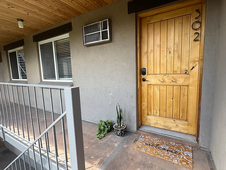 195 S Pennsylvania St #302 — Photo 22