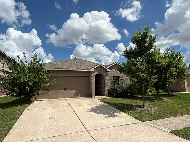 2805 Bridekirk Dr — Photo 2