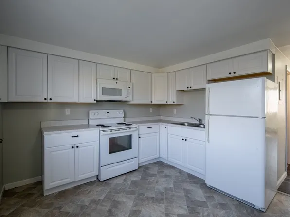 50-62 East St #1C, Schaghticoke, NY 12154