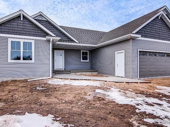 2nd image of 3226 Chasewood Lane Eau