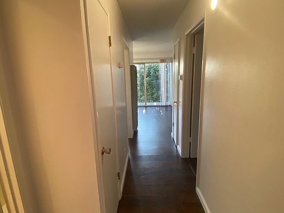 3rd image of 132 Wilson Ave