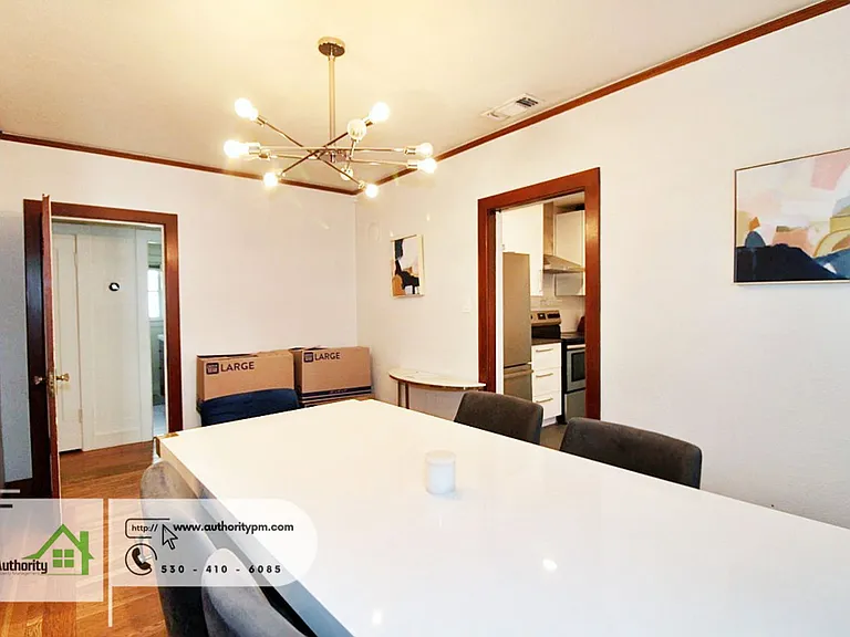 1365 Chestnut St — Photo 6