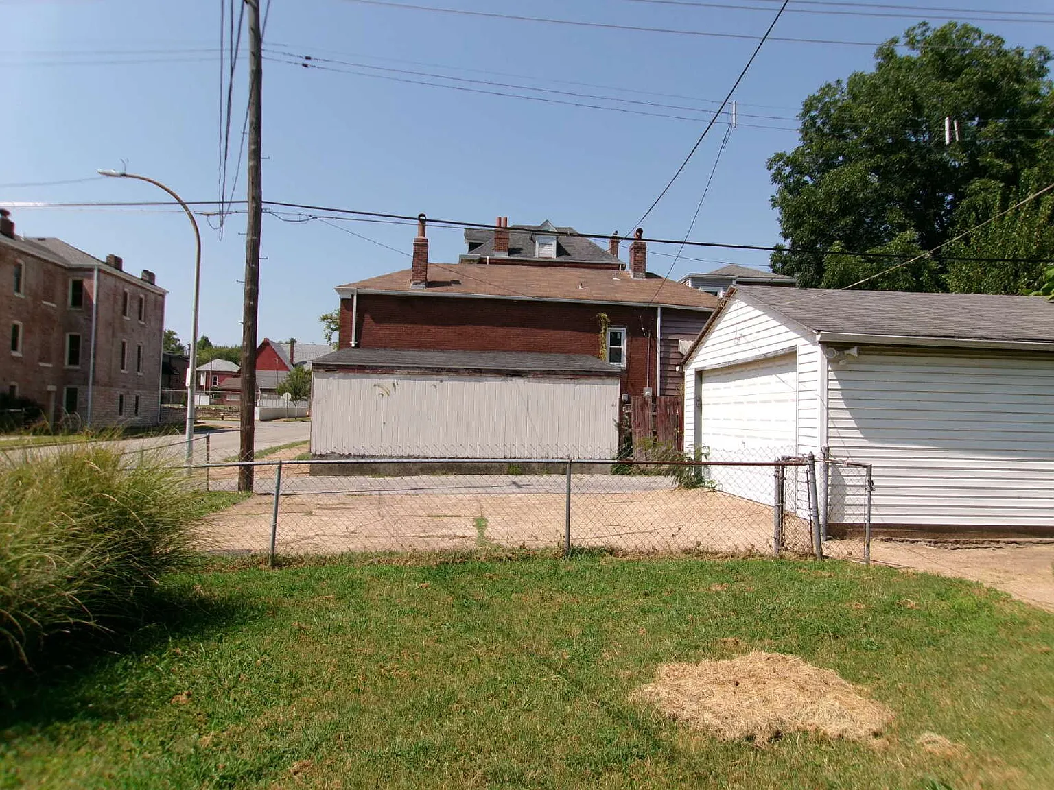 1 bed, 1.0 bath, $800 — Photo 1