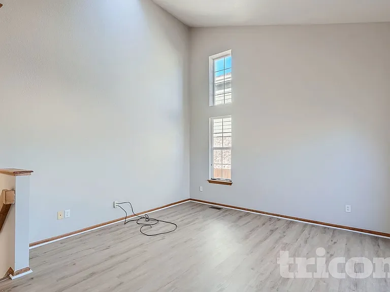 446 W 116th Pl — Photo 14