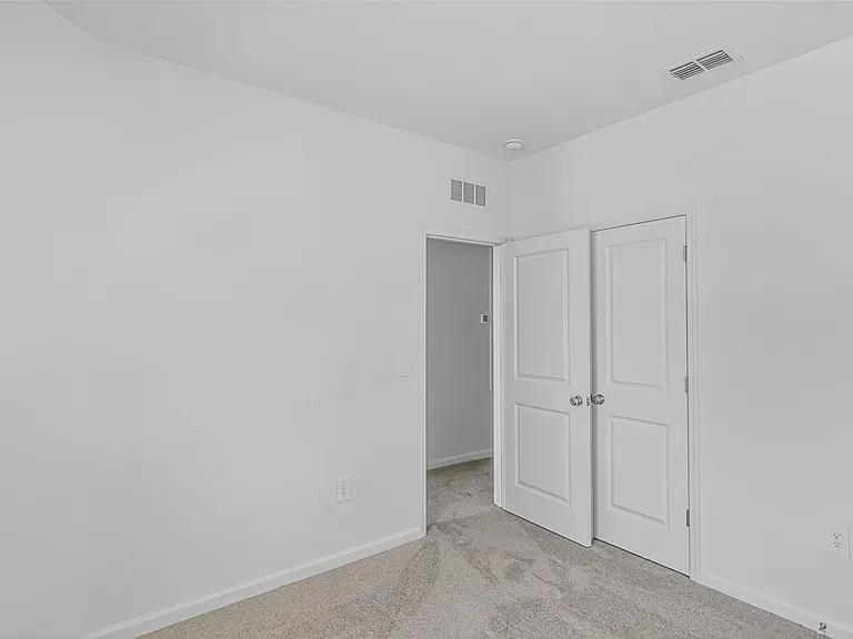 Poppy Ln — Photo 19