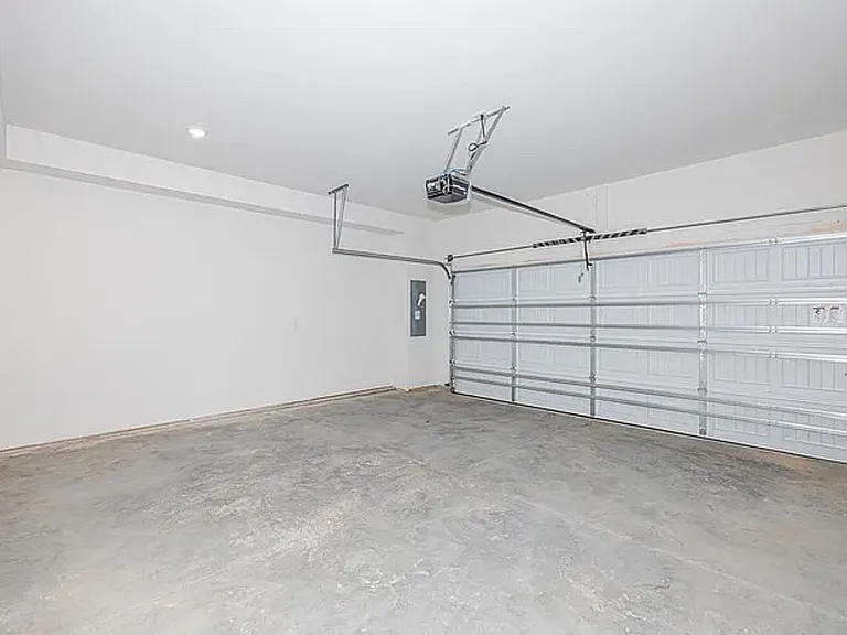 4415 Millennium Ave — Photo 19