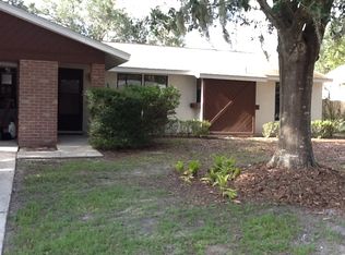 612 Cedar Grove Dr, Brandon, FL 33511