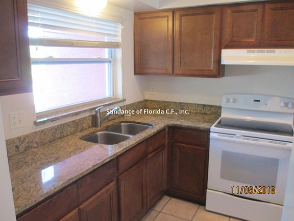 3rd image of 291 Flower Ln APT C