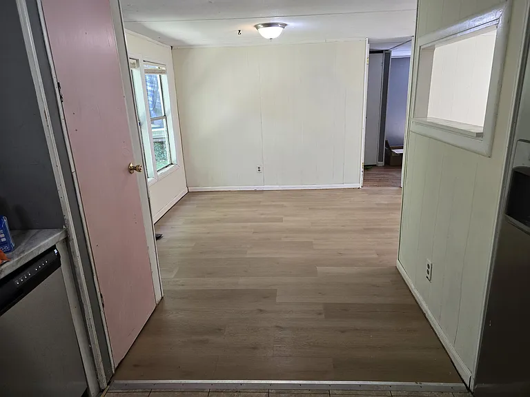 6550 Evans Dr — Photo 6