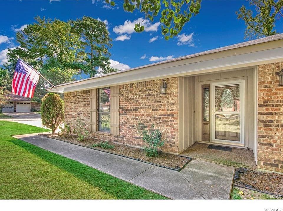1st image of 8622 Hollow Bluff Dr