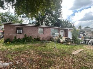 6152 SW 2nd St, Margate, FL 33068