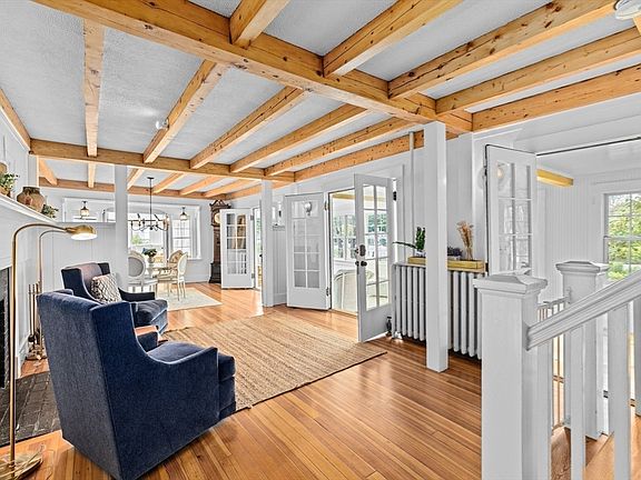 5th image of 560 Jerusalem Rd