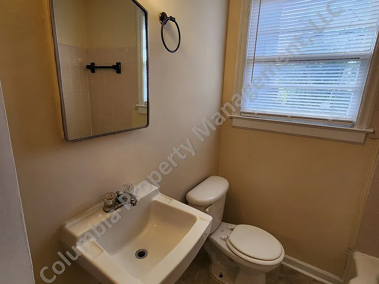 1305 Pine St — Photo 13