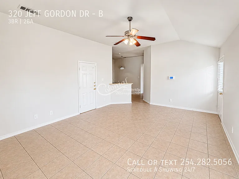 320 Jeff Gordon Dr #B — Photo 3