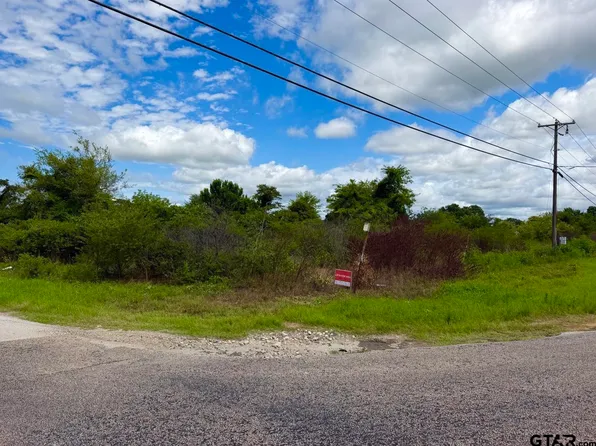202 County Road 330, Tyler, TX 75708