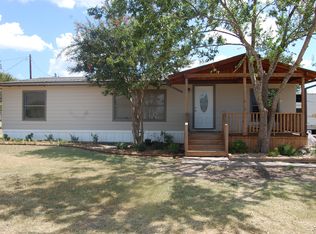 9005 Ridge Rd, Terrell, TX 75160