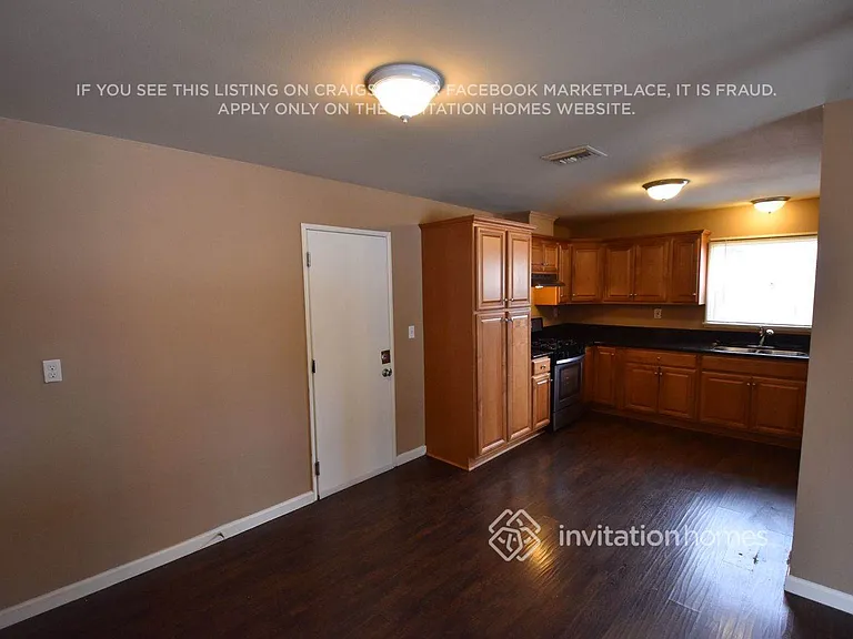 1701 Claremont Dr — Photo 7