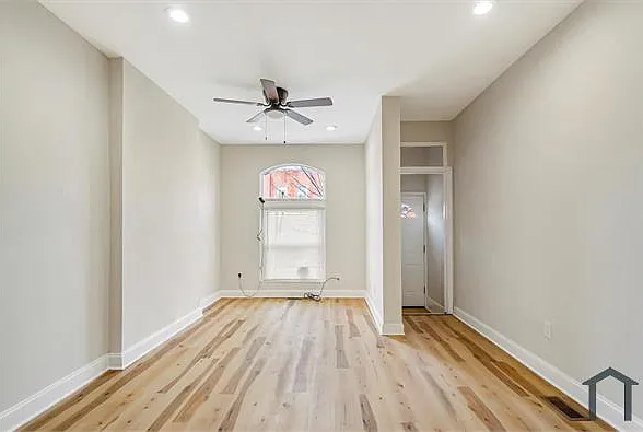 705 N Milton Ave — Photo 20