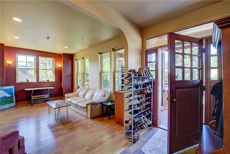 1 bed, 175 sqft, $995 — Photo 4