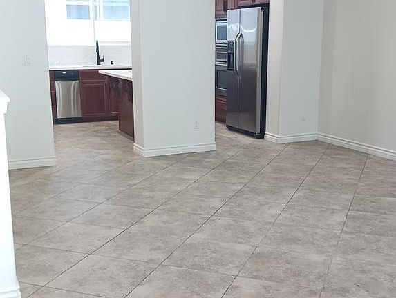 4th image of 14424 Dickens St APT 7