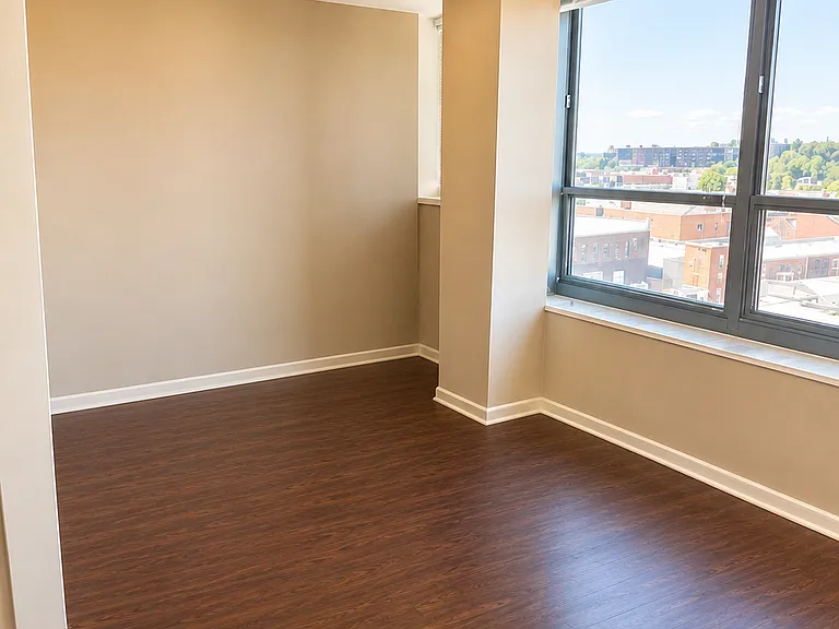 3550 N Lakeshore Dr #628 — Photo 7
