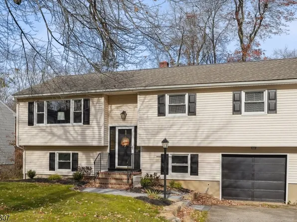 72 Mountain Ave, Hanover Twp., NJ 07927
