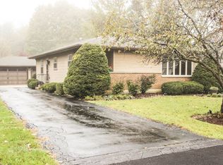 38304 N North Shore Ave, Beach Park, IL