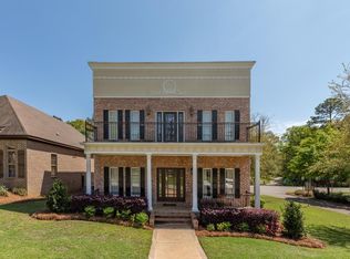 200 Royal Orleans Ct, Dothan, AL 36305