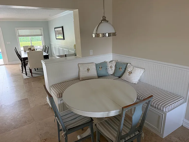 248 Codrington Dr — Photo 7