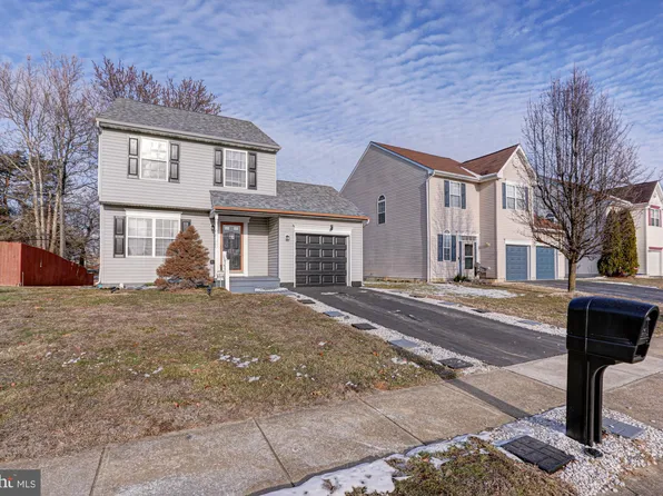 127 N Katrin Cir, New Castle, DE 19720