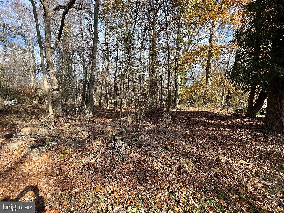 1st image of 13 White Birch Trl