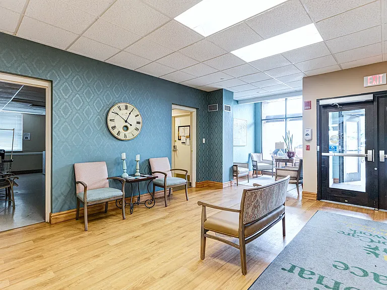 Sweetbriar Place Apartments — Photo 5