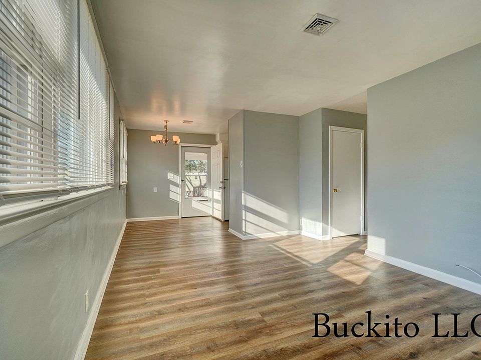1st image of 2440 Alder St #1
