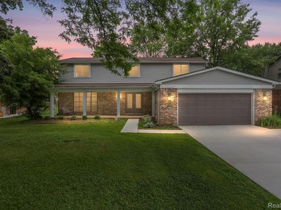 684 Abbey Ct, Rochester Hills, MI, 48307