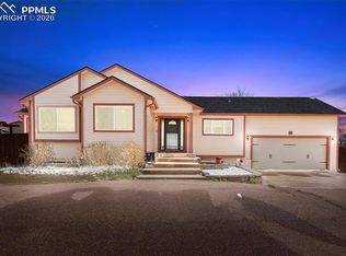 30 Lazy W Rd, Fountain, CO 80817