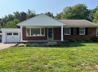 12300 Saint Clair Dr, Middletown, KY 40243