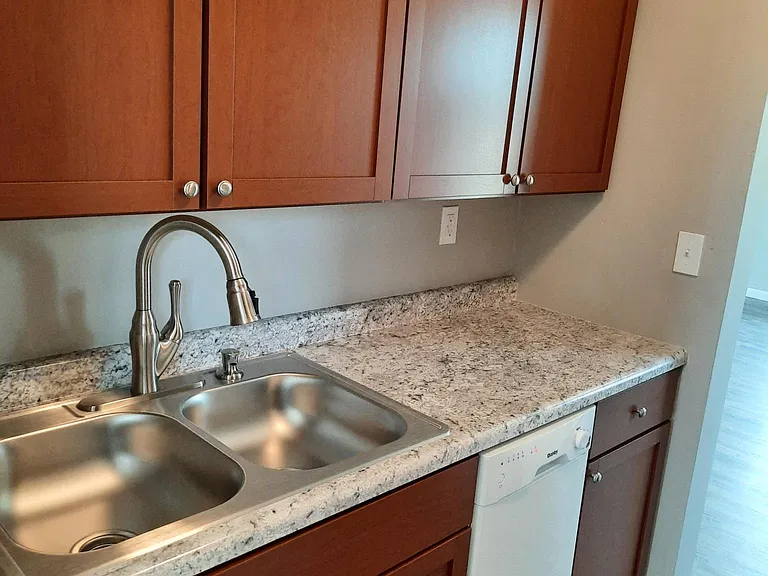 2115 1/2 E Main St #2 — Photo 11